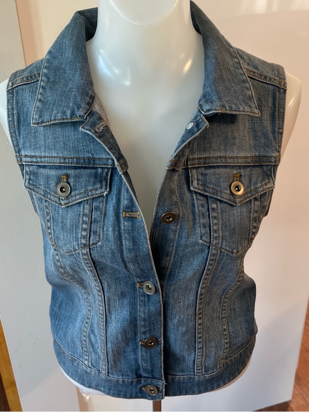 BP Classic Blue Denim Vest size M